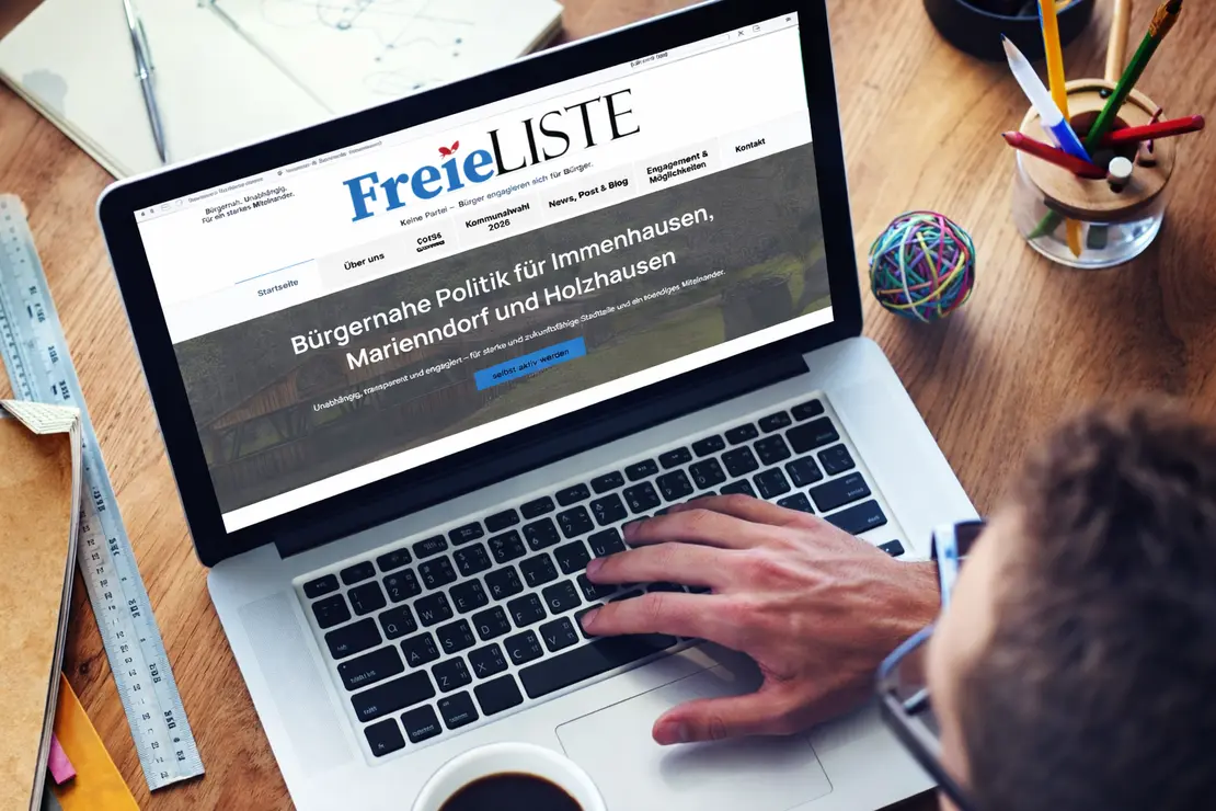 Team im Gespräch mit Bürgerinnen und Bürgern